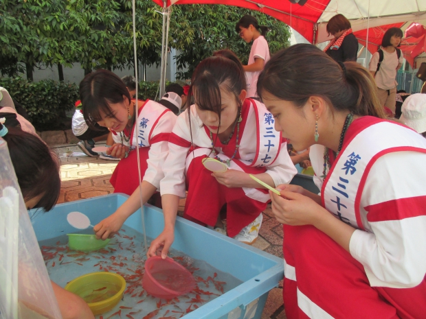 大会 金魚 すくい
